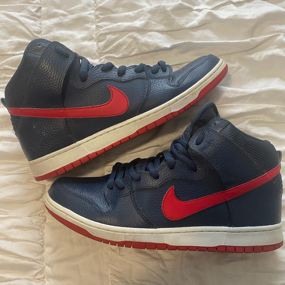 Nike men’s sneakers